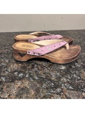 Vintage Y2K Roxy Wooden Pink Studded Sandals Platform 8 Moonstone